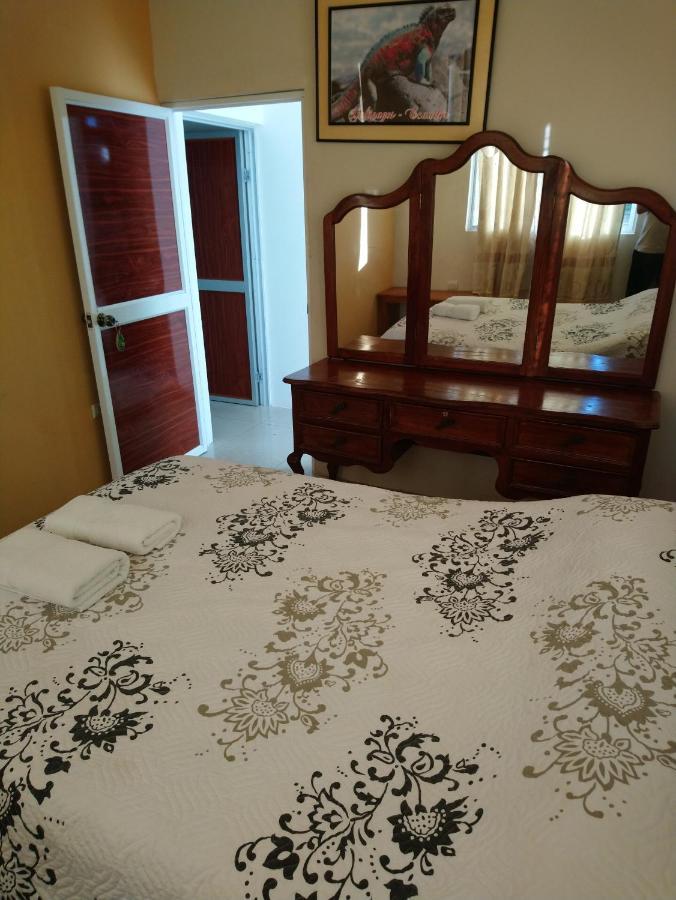Hostal Terito Puerto Baquerizo Moreno Esterno foto